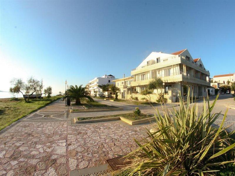 Aura Boutique Hotel Lixouri Bagian luar foto