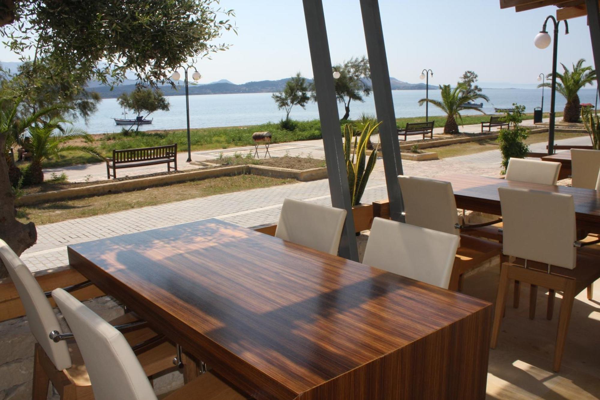 Aura Boutique Hotel Lixouri Bagian luar foto