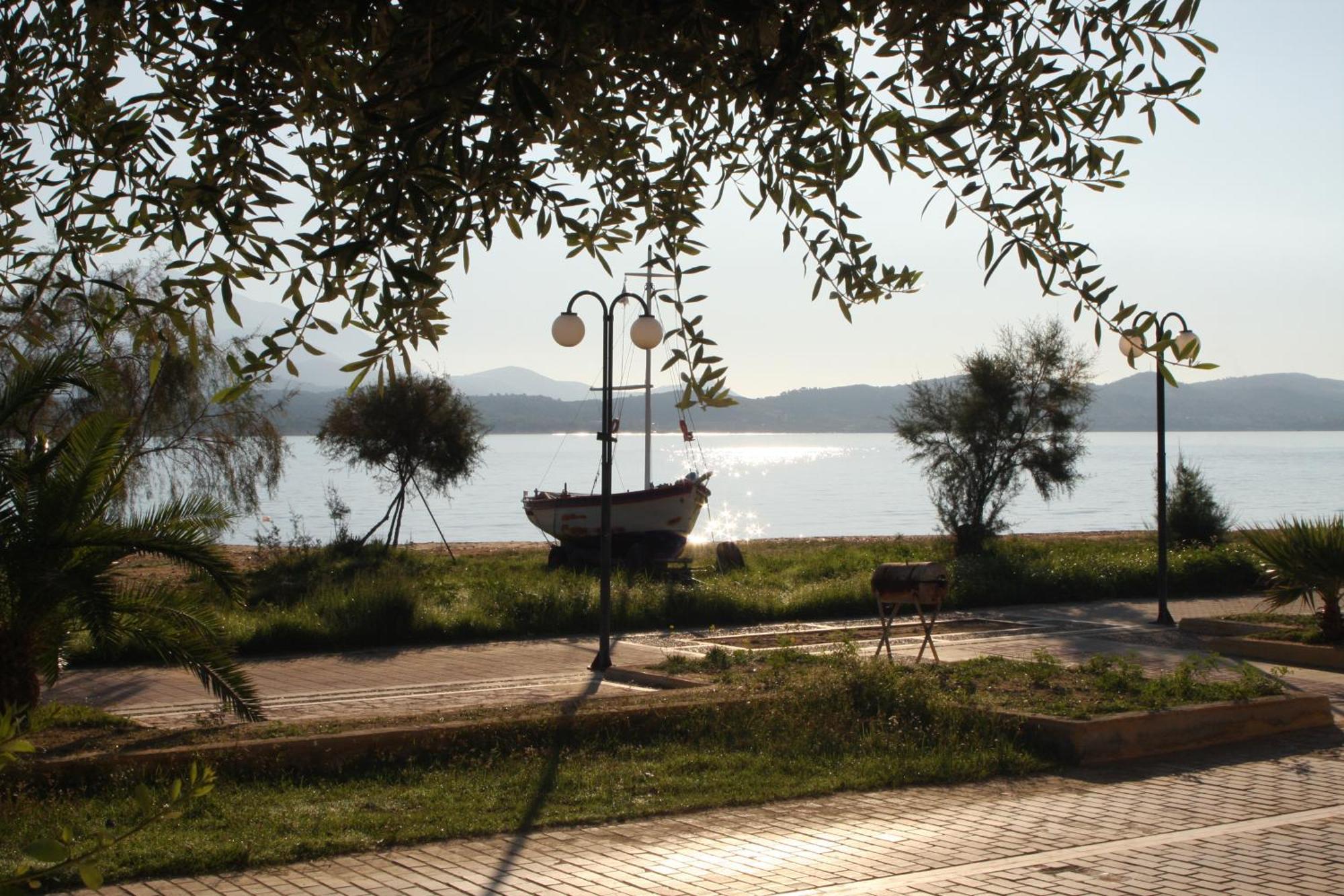 Aura Boutique Hotel Lixouri Bagian luar foto
